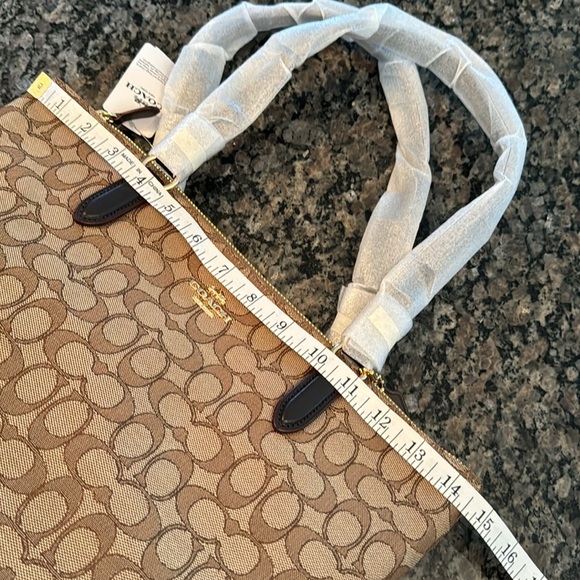Coach canvas signature logo satchel NWT - Picture 7 of 13